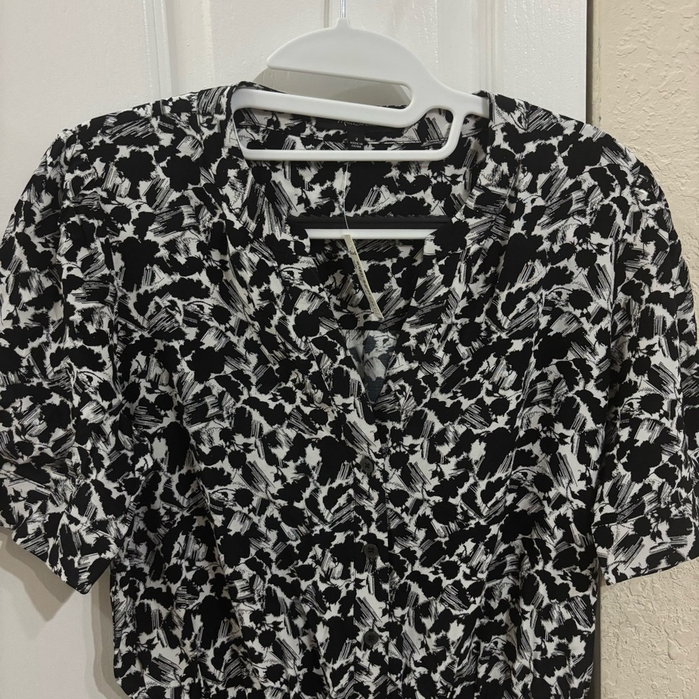 Madewell Button-Front Blouson Mini Shirtdress in Floral Crepe - Picture 3 of 9